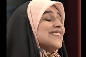 اشک‌های مژده لواسانی با شنیدن صدای پدرش 